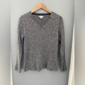 Croft & Barrow Gray Women’s V-Neck Sweater